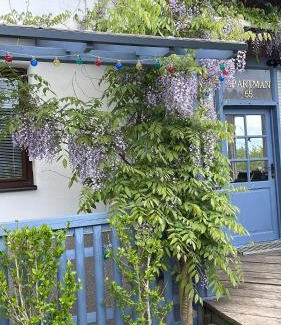 Lhota u Lysic Apartment | Elegant Getaway at Apartmán Lhota u Lysic with Ocean View