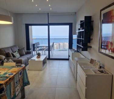 Benidorm Apartment | Stunning Apartment Sunset Waves Poniente - Rated 9.9/10
