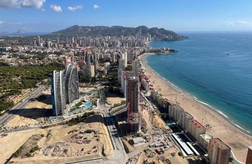 Benidorm Apartment | Stunning Apartment Sunset Waves Poniente - Rated 9.9/10