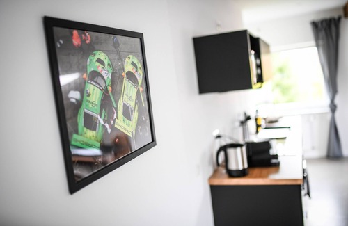 Reimerath Apartment | Cozy Apartment with Kitchen and Private Bathroom Awaiting You