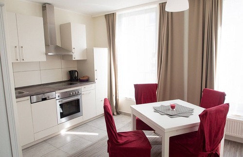 Schwerin Apartment | Cozy Apartment with Private Bathroom & Balcony Amenities