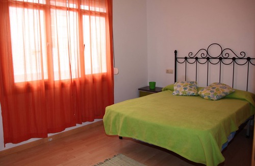 Carino Apartment | Cozy Apartment Sweetheart Steps from the Beach with Ocean View