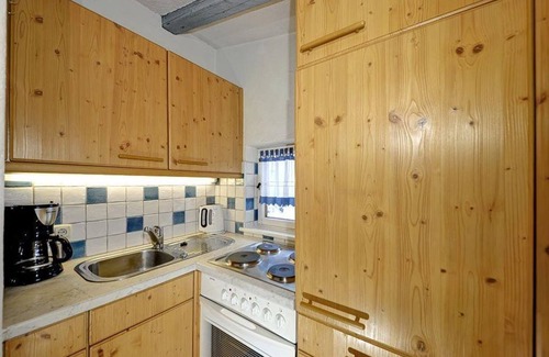 Reith im Alpbachtal Apartment | Exclusive Apartment F at Gustl's Hütte with Pool & Spa