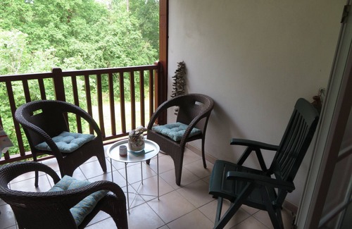 Biscarrosse Apartment | Pet-Friendly Apartment T2 with Pool & Ocean Views in Biscarrosse