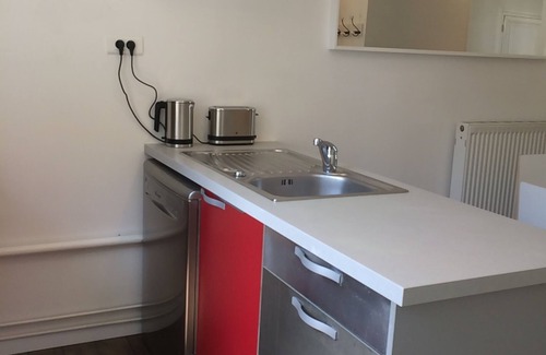 Saint-Servan Apartment | Oceanfront Apartment T2 - Guest Rated 9.2/10