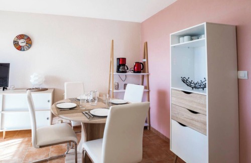 Pontaillac Apartment | Cozy Apartment T3 Steps from the Beaches with Ocean View