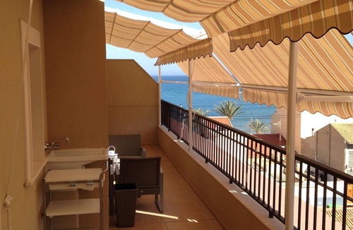 Coveta Fuma Apartment | Oceanfront Apartment T3 El Campello - 10/10 Guest Rated