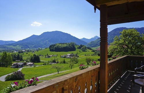 Ruhpolding Apartment | Top-Rated Apartment Talblick with Balcony and Kitchenette