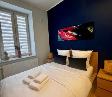 Srodmiescie Apartment | Kid-Friendly Apartment Targowa L8 - Rated 9.7/10 by Guests