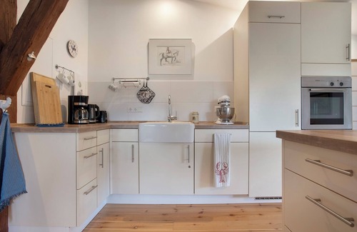 Groß Wokern Apartment | Tranquil Apartment "Taubenkobel" with Garden & Ocean Views