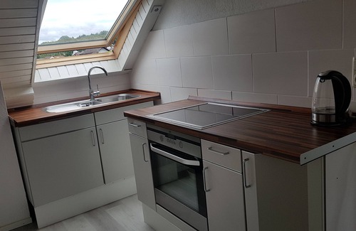 Obernhain Apartment | Outstanding Apartment Taunusblick: Pet-Friendly Retreat