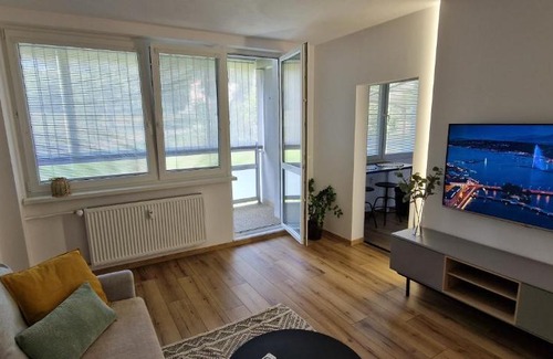 Zapad Apartment | Top-Rated Apartment Terasa in Kosice with Hot Tub & Breakfast