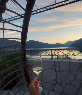 Ljuta Apartment | Pet-Friendly Apartment Terazza Di Ljuta with Top Reviews