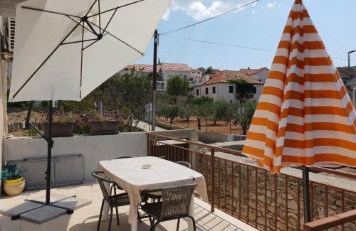Sutivan Apartment | Rated 10/10 Apartment Tereza with Family-Friendly Amenities