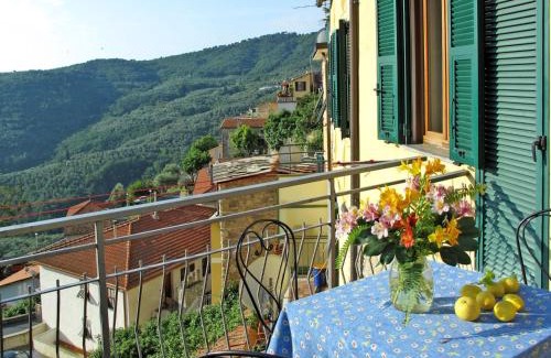 Pietrabruna Apartment | Family-Friendly Apartment Terrazzo - Ideal for Your Getaway