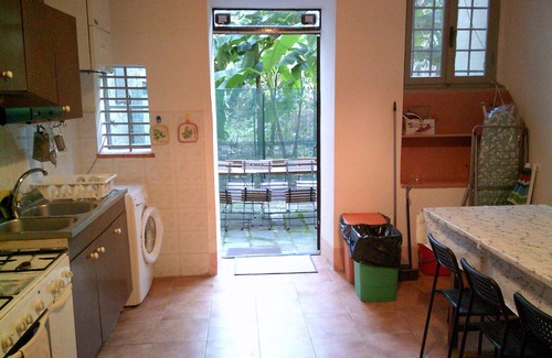 Pisa City Centre Apartment | Discover The Oasis: Cozy Apartment in Pisa with WIFI