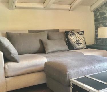 Brienno Apartment | Oceanfront Apartment The Rock: Guest Rated 9.4/10