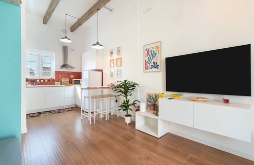 Municipio 5 Apartment | Apartment 'The Tiny House 70128' with Balcony, Wi-Fi and Air Conditioning