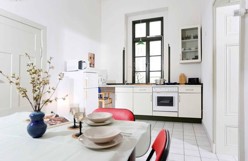 Bartelshagen Apartment | Pet-Friendly Retreat at Apartment Ticki - Gutshaus Bartelshagen