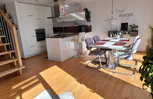 Waggershausen Apartment | Stunning Tina's Lounge Penthouse with Mountain Views & Terrace