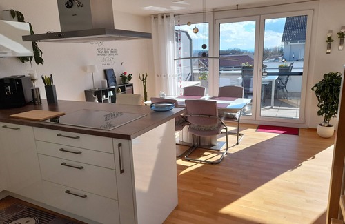 Waggershausen Apartment | Stunning Tina's Lounge Penthouse with Mountain Views & Terrace