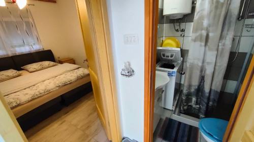 Municipality of Gracac Apartment | Highly Rated Apartment Tina Gračac with Breakfast & Accessibility
