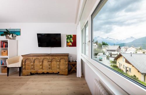 St. Moritz Apartment | Comfortable Apartment Tinus 20: Pet & Child Friendly Stay