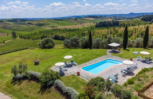 Cerreto Guidi Apartment | Family-Friendly Apartment Casalsole-12 with Pool & Kitchen