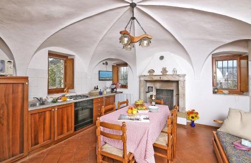 Cunettone Apartment | Relax in Apartment Torretta 1 with Pool & Pet-Friendly Perks