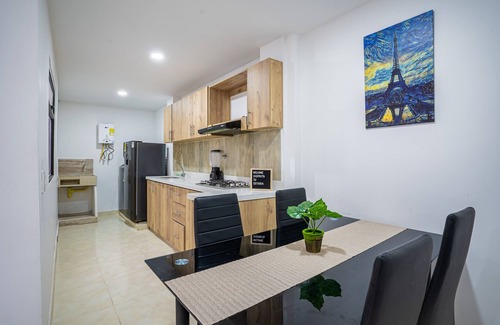 Itagui Apartment | Relaxing Apartment with Hydromassage and Hot Tub Amenities