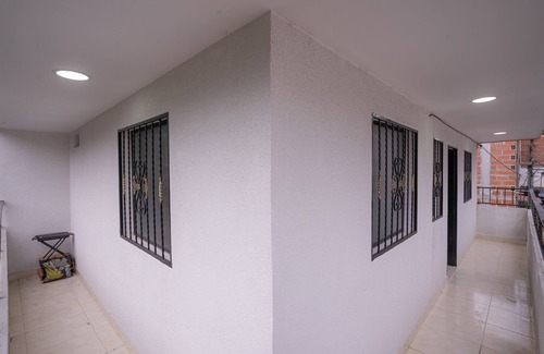 Itagui Apartment | Relaxing Apartment with Hydromassage and Hot Tub Amenities