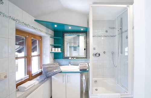 Hoetting Other | Inviting Apartment "Waldkönig" at Kasperhof Innsbruck