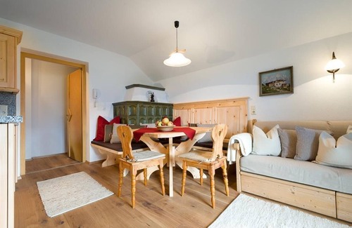 Hoetting Other | Family-Friendly Apartment Top 5 "Zirbennest" in Innsbruck