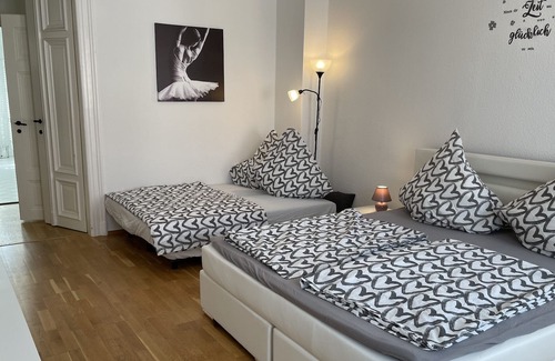 Gohlis-Sud Apartment | Top-Rated Apartment 'Traumhafte Jugendstilwohnung Gohlis' with Balcony