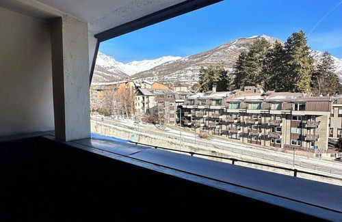 Bardonecchia Apartment | Cozy Apartment 'Trilocale Einaudi Bardonecchia' with Balcony