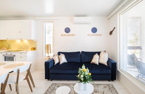 Kalajoki Apartment | Spacious Apartment Tuomenkartano C4 with Sauna in Kalajoki