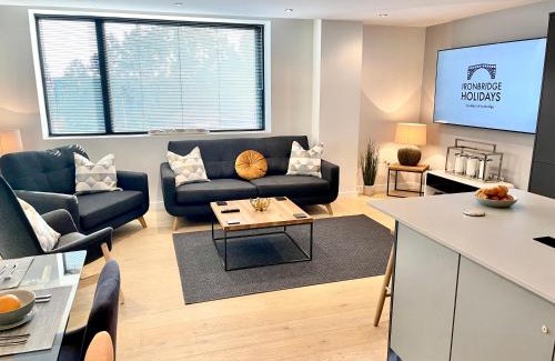 Shrewsbury Apartment | Highly Rated Family Retreat at Apartment Twelve Awaits