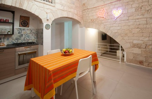 Noci Apartment | Apartment 'Twenty' with Wi-Fi and Air Conditioning