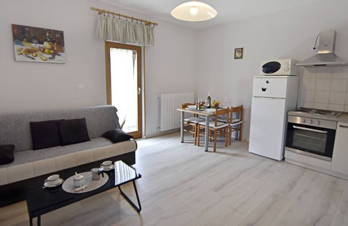 Savudrija Apartment | Cozy Apartment in Umag-Savudrija with Garden & Ocean Views