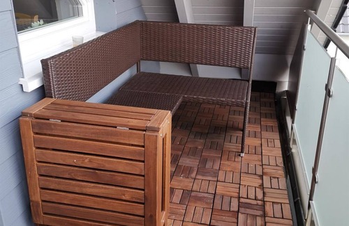 Elsoff Apartment | Family-Friendly Apartment Unter den Eichen with Great Amenities