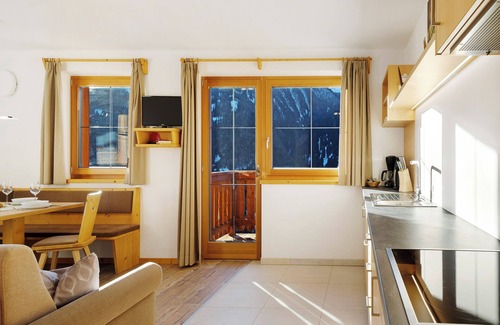 Ultimo Apartment | Cozy Apartment "Unterdurachhof Valentina" with Mountain View