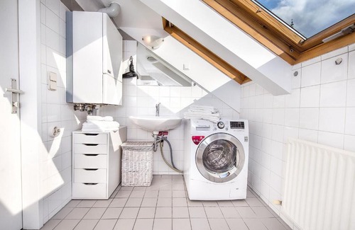 Weißgerber Apartment | Stylish Apartment Untere Viaduktgasse - Family Friendly Stay