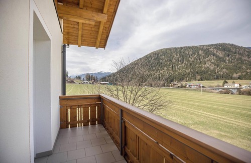 Casola Apartment | Cozy Apartment 'Unterhauserhof A' with Mountain Views