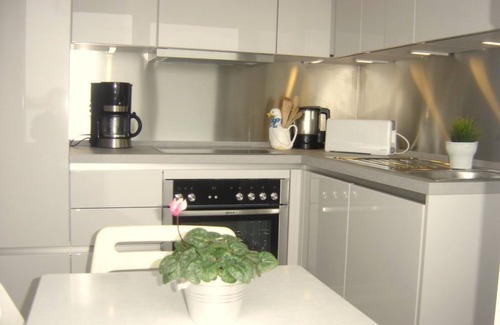 Maasholm Apartment | Beautiful Oceanfront Apartment with Balcony - Haus am Schlei Noor