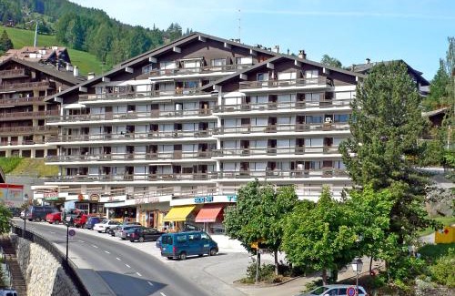 Saint-Pierre-de-Clages Apartment | Guest Favorite: Apartment Valaisia 34A with Family Amenities