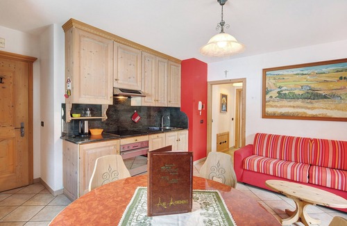 Livigno Apartment | Relax at Apartment Van Gogh Casa Cambra with Mountain Views