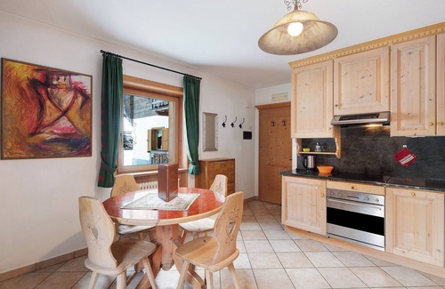 Livigno Apartment | Relax at Apartment Van Gogh Casa Cambra with Mountain Views