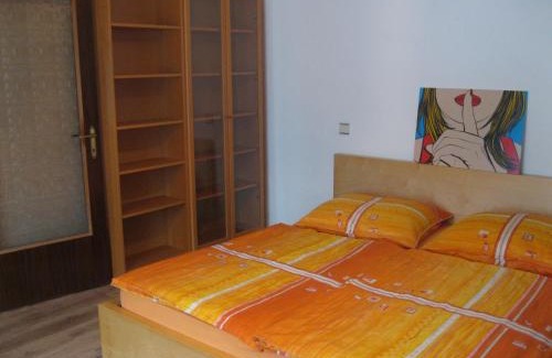 Liesing Apartment | Family-Friendly Escape at Apartment Vanka - 10/10 Rated