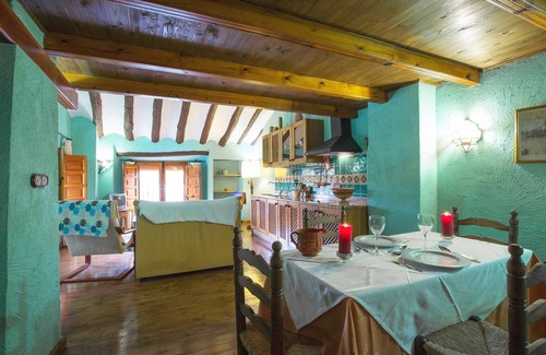La Alqueria Apartment | Cozy Apartment Vega: Enjoy Pool, Spa & Breakfast