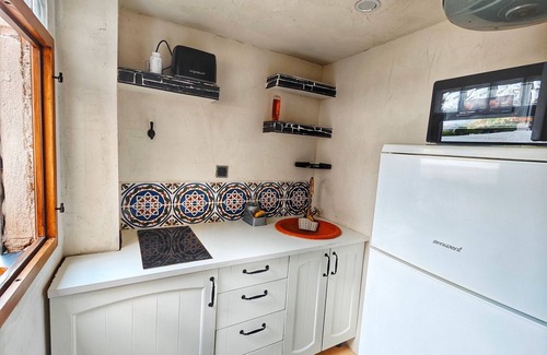 Guejar Sierra Apartment | Apartment 'Veleta' with Mountain Views, Wi-Fi and Air Conditioning